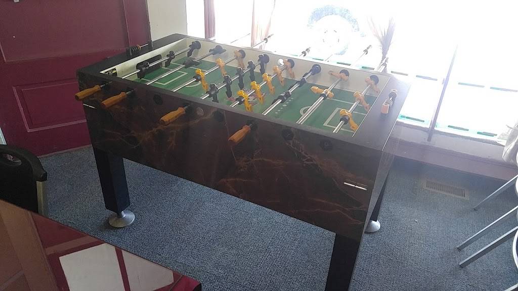 Village Pizza | restaurant | 107 N Van Buren St, New Athens, IL 62264, USA | 6184752207 OR +1 618-475-2207