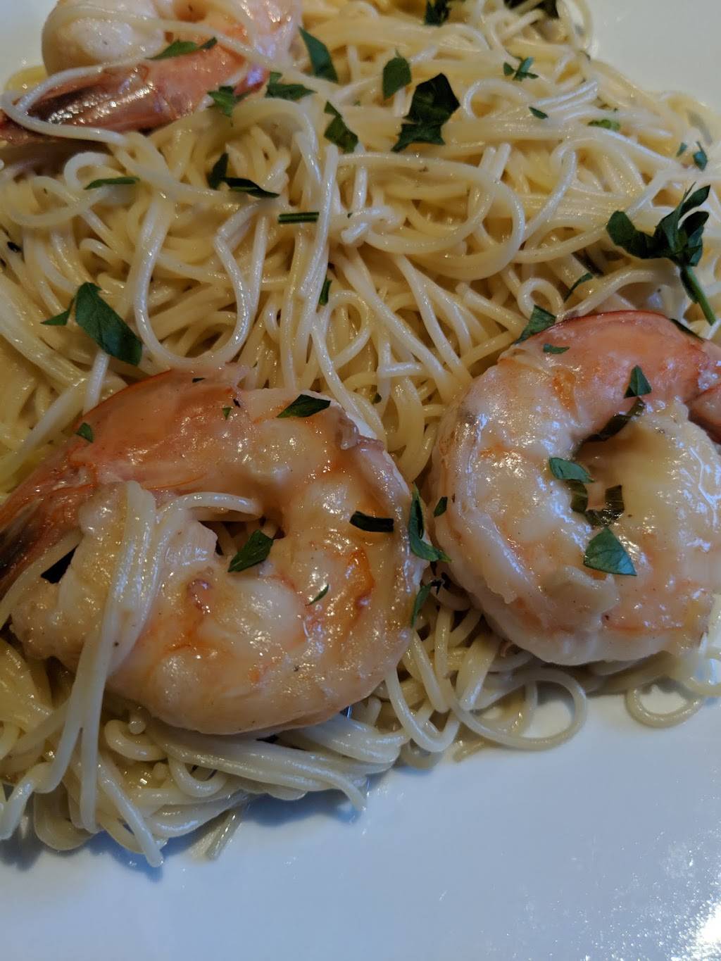 Rasos Bar and Grille | restaurant | 209 Mystic Ave, Medford, MA 02155, USA | 7813962001 OR +1 781-396-2001