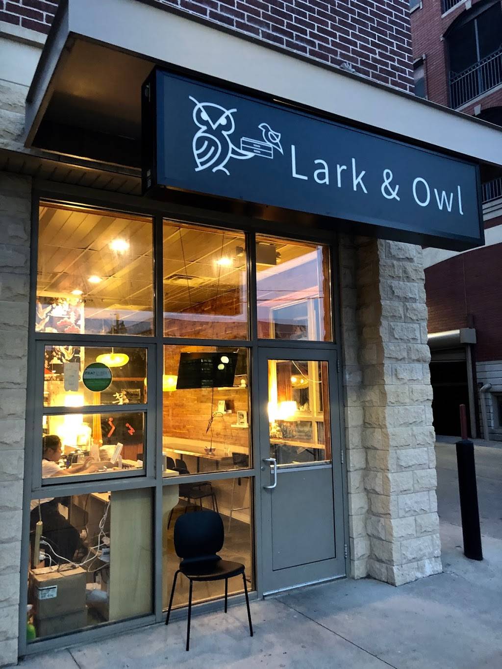 lark and owl | restaurant | 221 S Gilbert St, Iowa City, IA 52240, USA | 3193512836 OR +1 319-351-2836