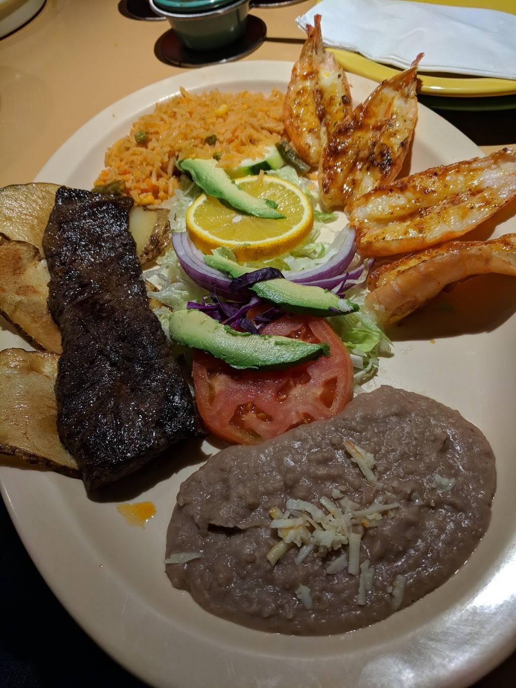 La Presa Restaurant | restaurant | 401 E Euclid Ave, Mt Prospect, IL 60056, USA | 8478181623 OR +1 847-818-1623