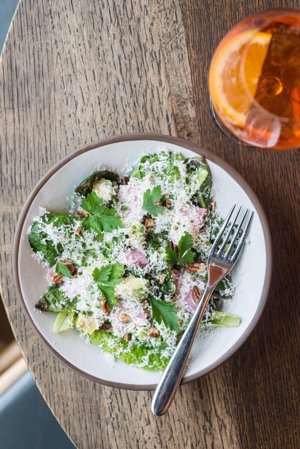 Hedge Row American Bistro | restaurant | 350 Massachusetts Ave Suite 150, Indianapolis, IN 46204, USA | 3176432750 OR +1 317-643-2750