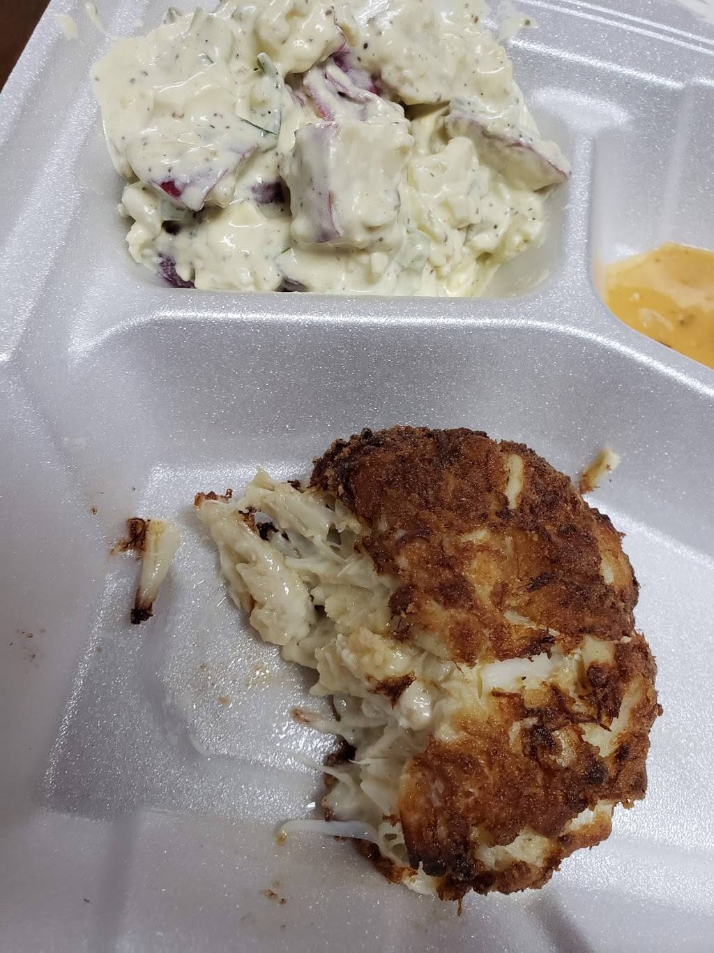 Hanks Smokin Hot BBQ & Catering Company | restaurant | 4865 US-209, Elizabethville, PA 17023, USA | 7173952291 OR +1 717-395-2291