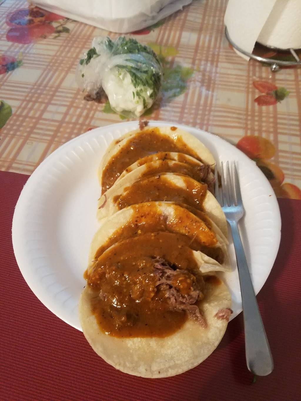 The Lunchroom | restaurant | 305 E Saner Ave, Dallas, TX 75216, USA | 4699414100 OR +1 469-941-4100