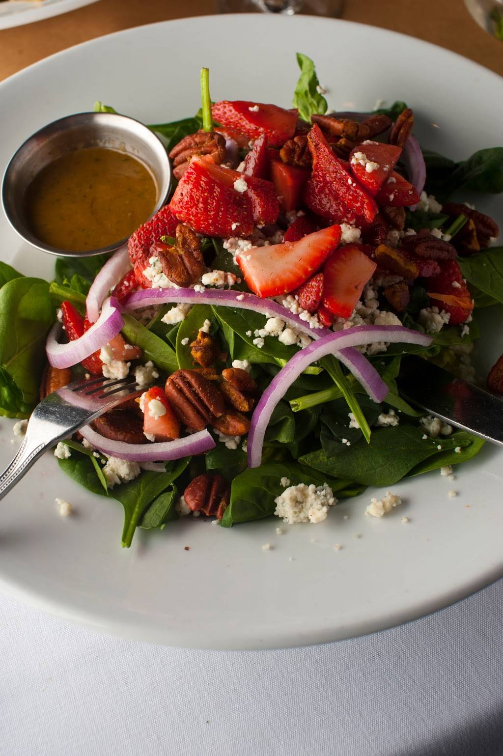 The Raven Grill | meal takeaway | 1916 Bissonnet St, Houston, TX 77005, USA | 7135212027 OR +1 713-521-2027