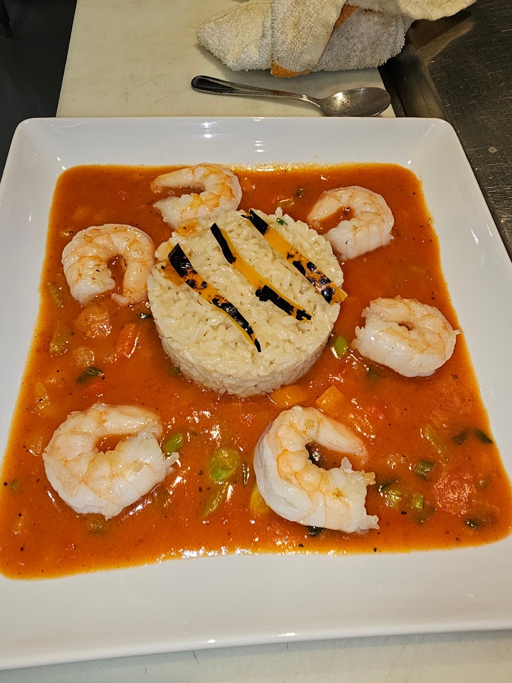 Ours noir | restaurant | 311 Gay St, Washington, VA 22747, USA | 5402275047 OR +1 540-227-5047