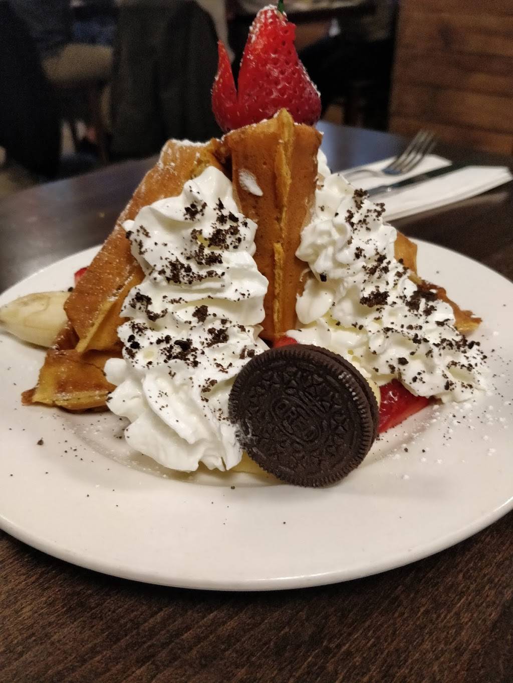 Georges | restaurant | 89 Greenwich St, New York, NY 10006, USA | 2122698026 OR +1 212-269-8026