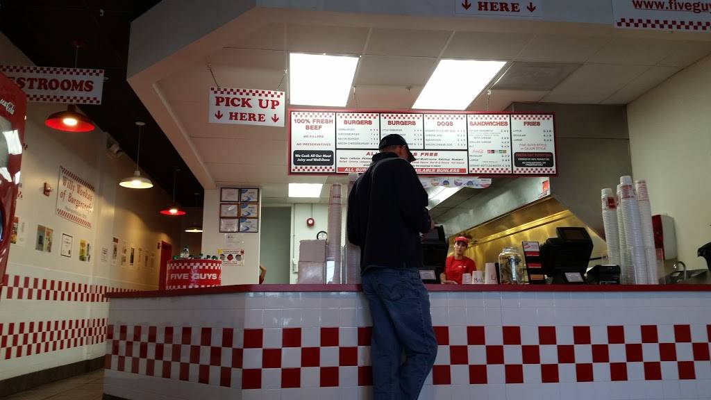 Five Guys | meal takeaway | 1131-A Rt. 3 N, Gambrills, MD 21054, USA | 4107213585 OR +1 410-721-3585