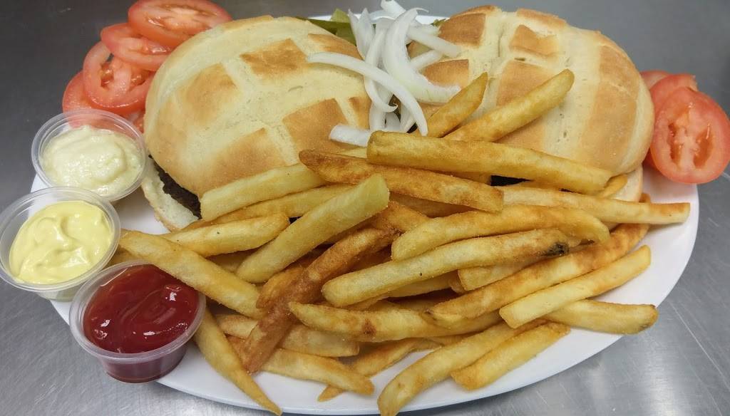 NEWPORT CAFE | restaurant | 2711 E Sahara Ave, Las Vegas, NV 89104, USA | 7027541414 OR +1 702-754-1414