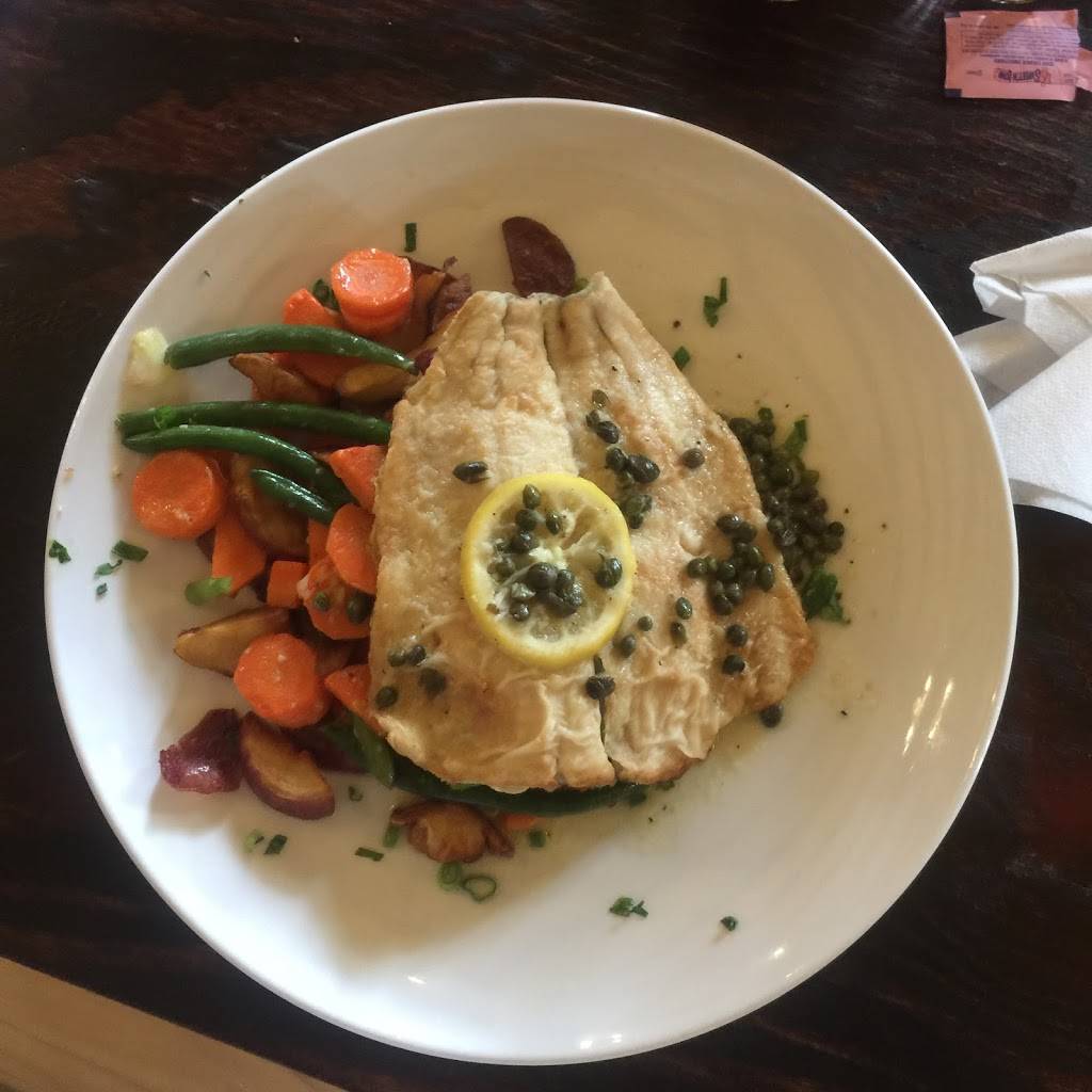 Das Bevo | restaurant | 4749 Gravois Ave, St. Louis, MO 63116, USA | 3148322251 OR +1 314-832-2251