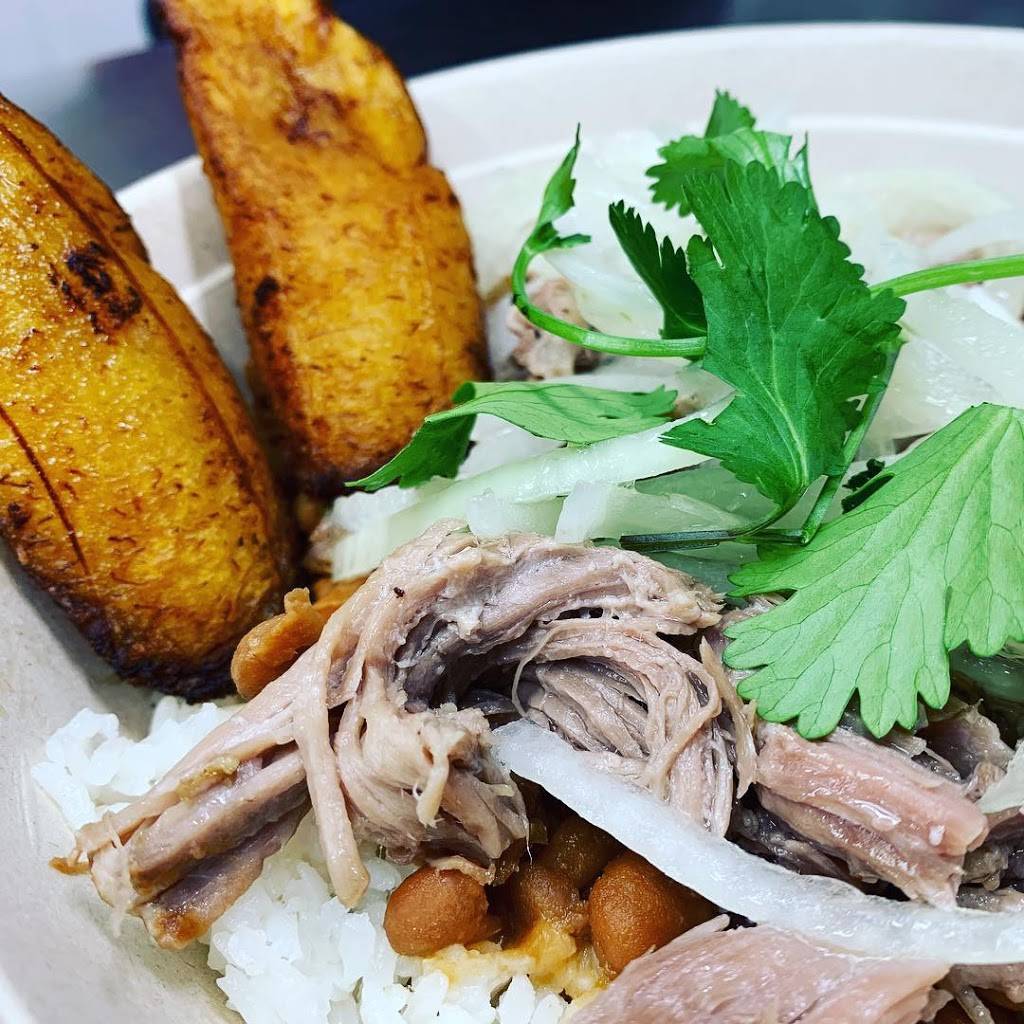 Villa Verde | restaurant | 2601 E 10th St, Greenville, NC 27858, USA | 2526896005 OR +1 252-689-6005