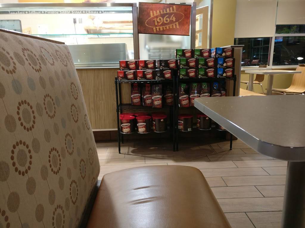 Tim Hortons | restaurant | 21203 Michigan Ave, Dearborn, MI 48124, USA | 3135610599 OR +1 313-561-0599