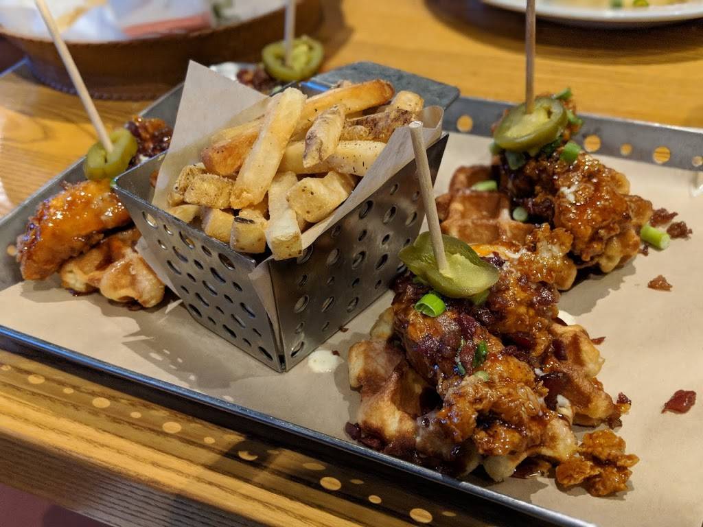 Chilis Grill & Bar | restaurant | 2740 Carl T Jones Dr SE, Huntsville, AL 35802, USA | 2568821230 OR +1 256-882-1230