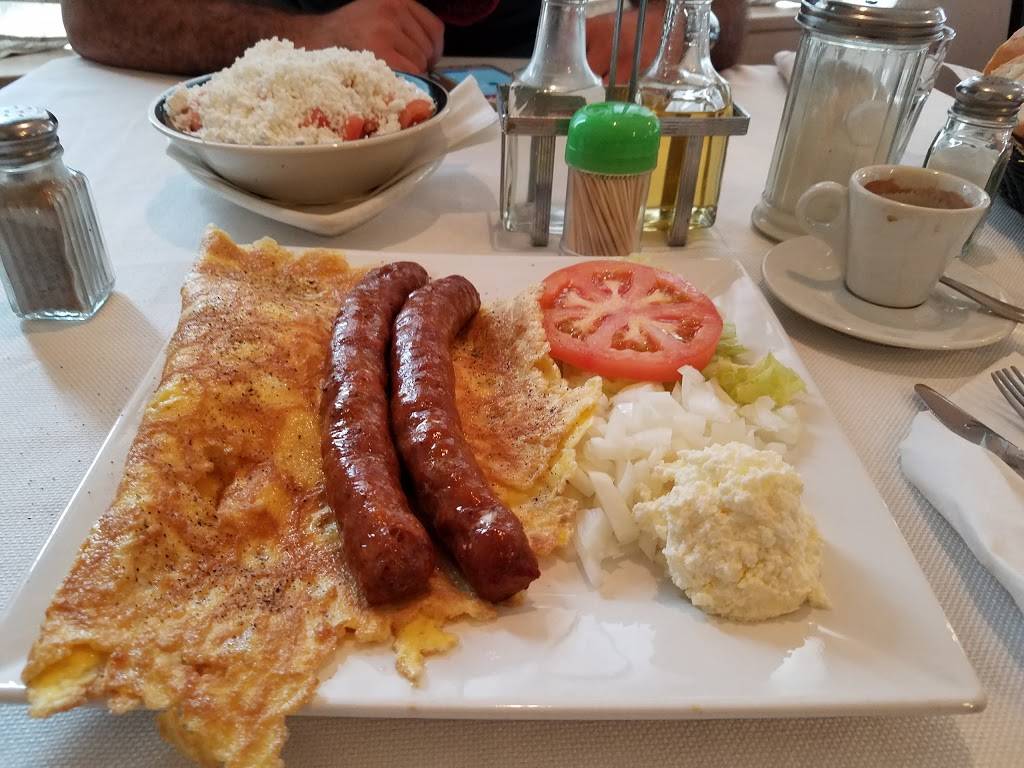 Dunav Restaurant | restaurant | 8801 Ogden Ave, Brookfield, IL 60513, USA | 7082555218 OR +1 708-255-5218