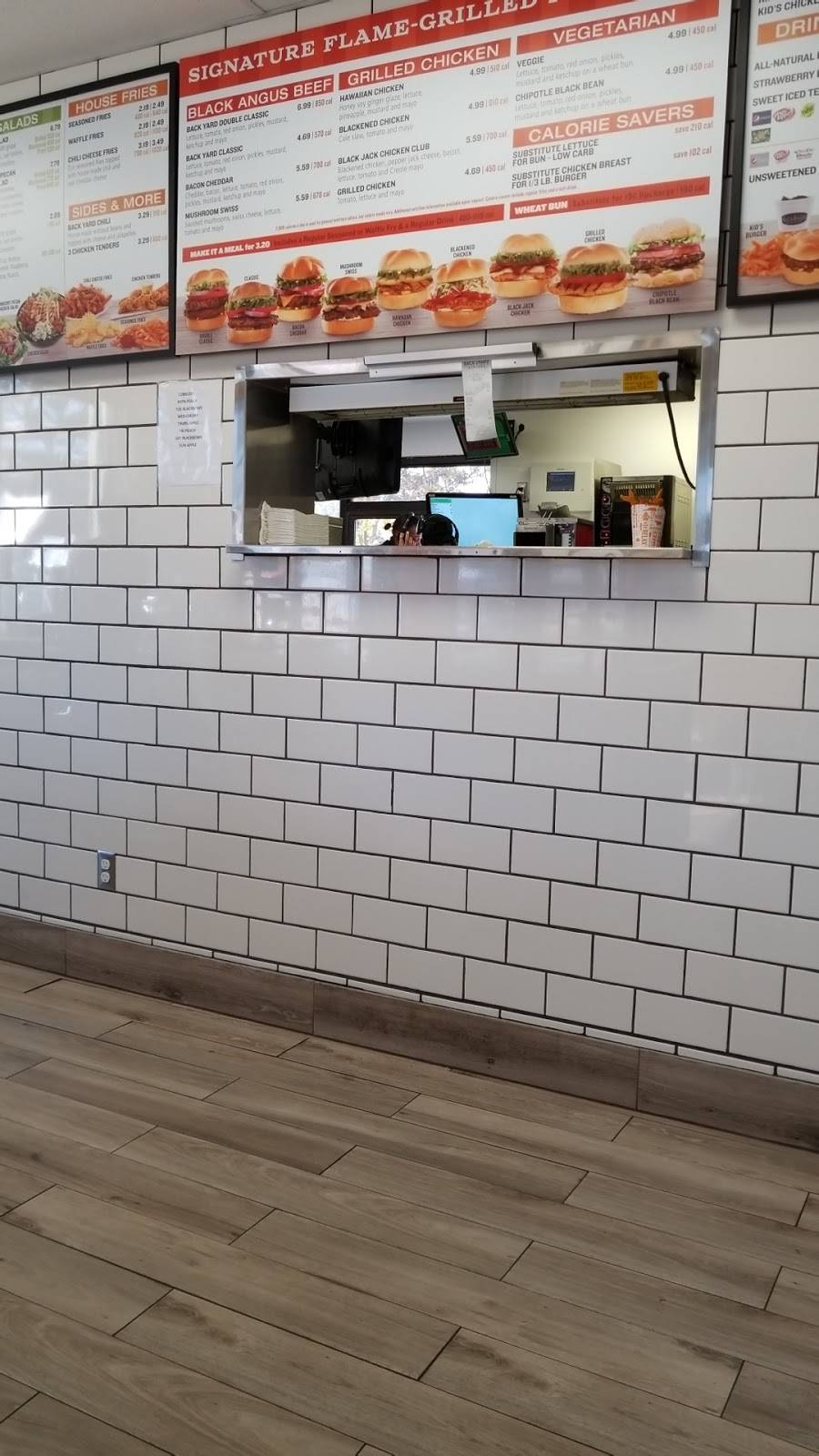 Back Yard Burgers | restaurant | 821 North Pkwy, Jackson, TN 38305, USA | 7313005220 OR +1 731-300-5220