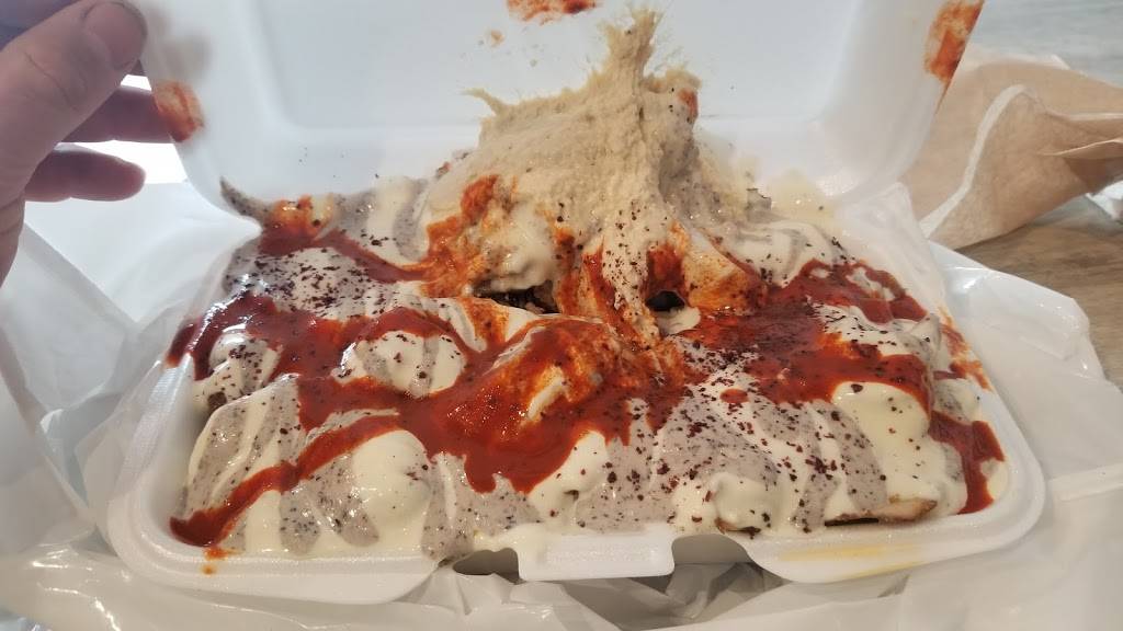 Osmows Shawarma | restaurant | 75 Billy Bishop Way Unit A1, North York, ON M3K 2C8, Canada | 4163986635 OR +1 416-398-6635