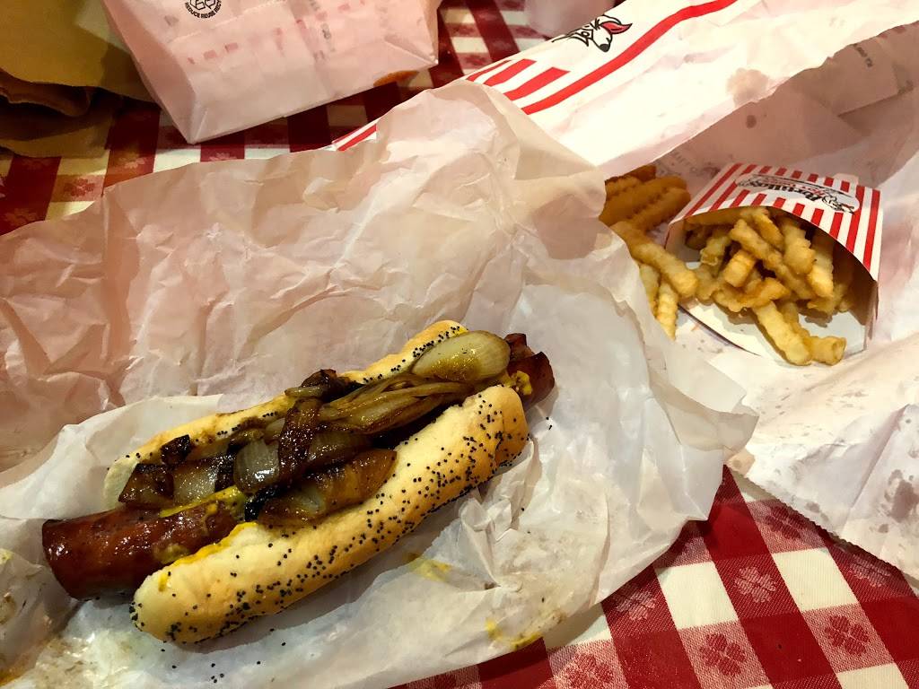 Portillos Hot Dogs | meal takeaway | 134 E Boughton Rd, Bolingbrook, IL 60440, USA | 6307593735 OR +1 630-759-3735