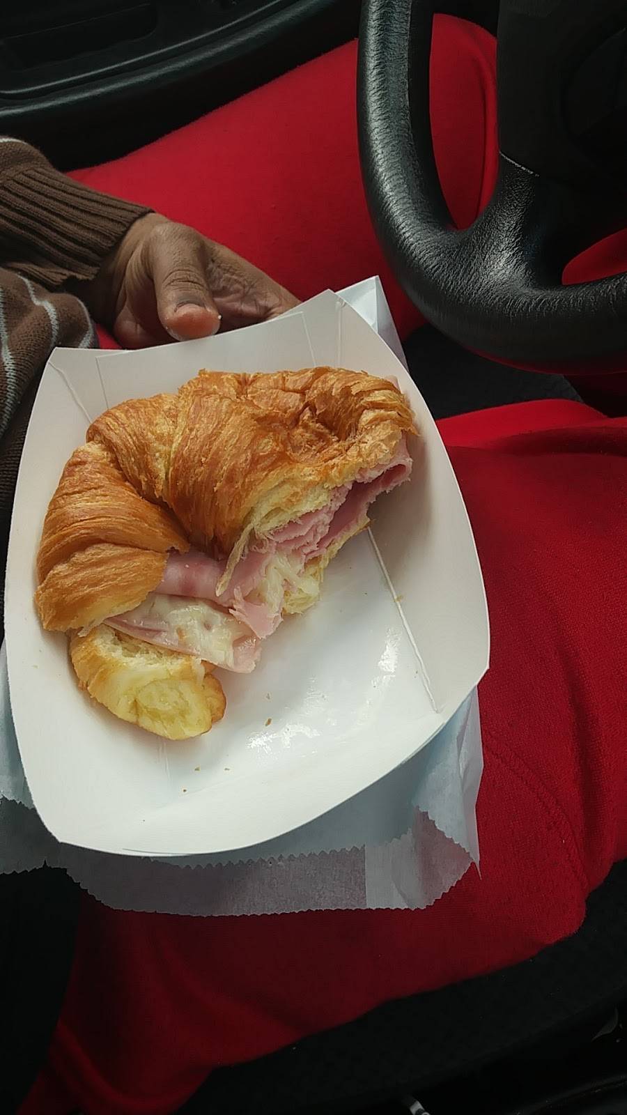 Donuts Fish & Chips | bakery | 44405 Valley Central Way, Lancaster, CA 93536, USA | 6619517934 OR +1 661-951-7934