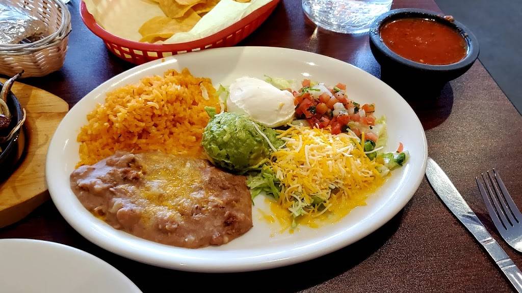 El Karajo Mexican Restaurant | restaurant | 6600 S Quebec St A, Centennial, CO 80111, USA | 7204823196 OR +1 720-482-3196