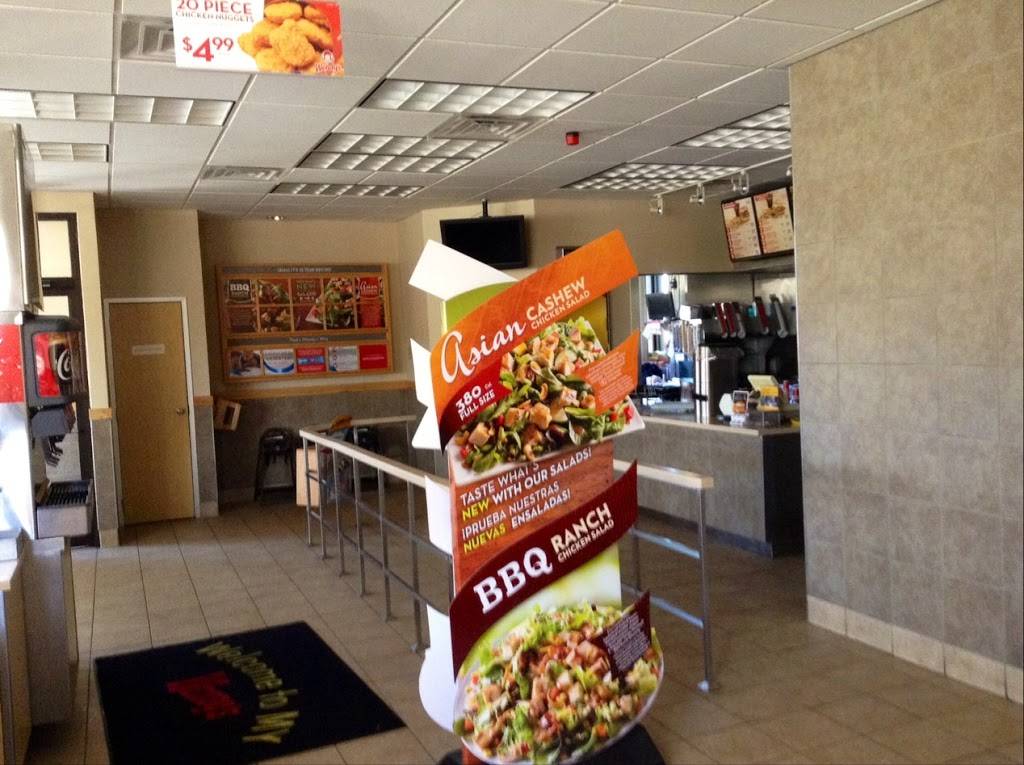 Wendys | restaurant | 6250 Oakmont Blvd, Fort Worth, TX 76132, USA | 8179000684 OR +1 817-900-0684