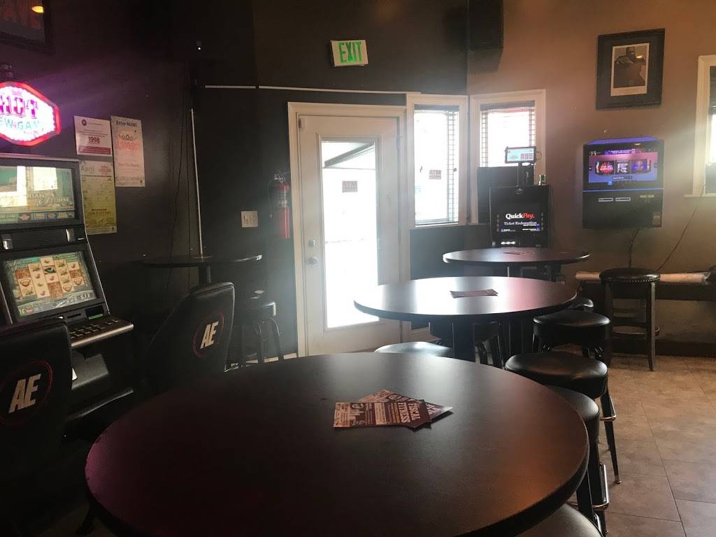 Sandpiper Lounge Inc. | restaurant | 14434 Chicago Rd, Dolton, IL 60419, USA | 7088966513 OR +1 708-896-6513