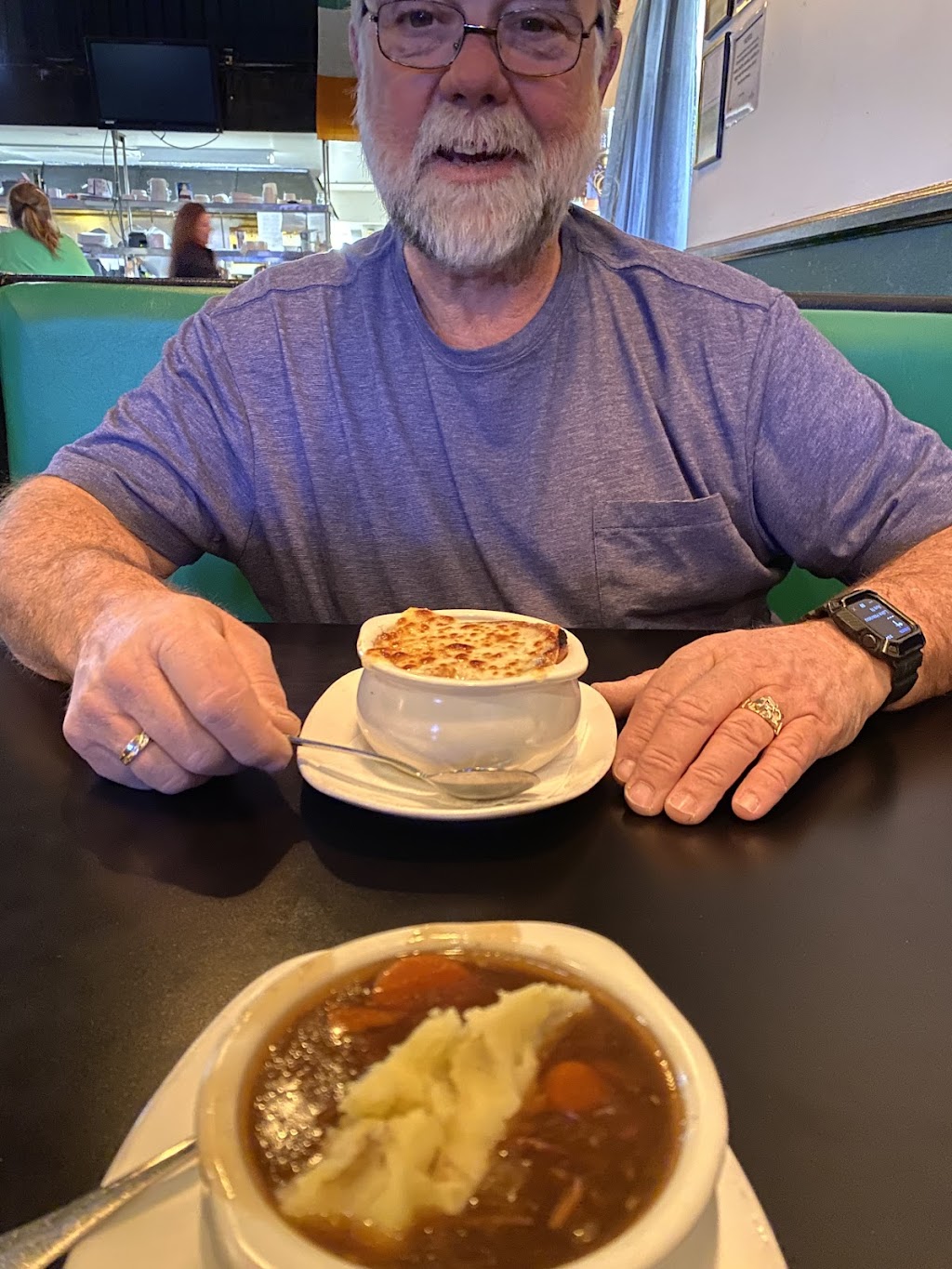 Four Clovers Restaurant | restaurant | 790 N Lake Havasu Ave #25, Lake Havasu City, AZ 86403, USA | 9284532200 OR +1 928-453-2200