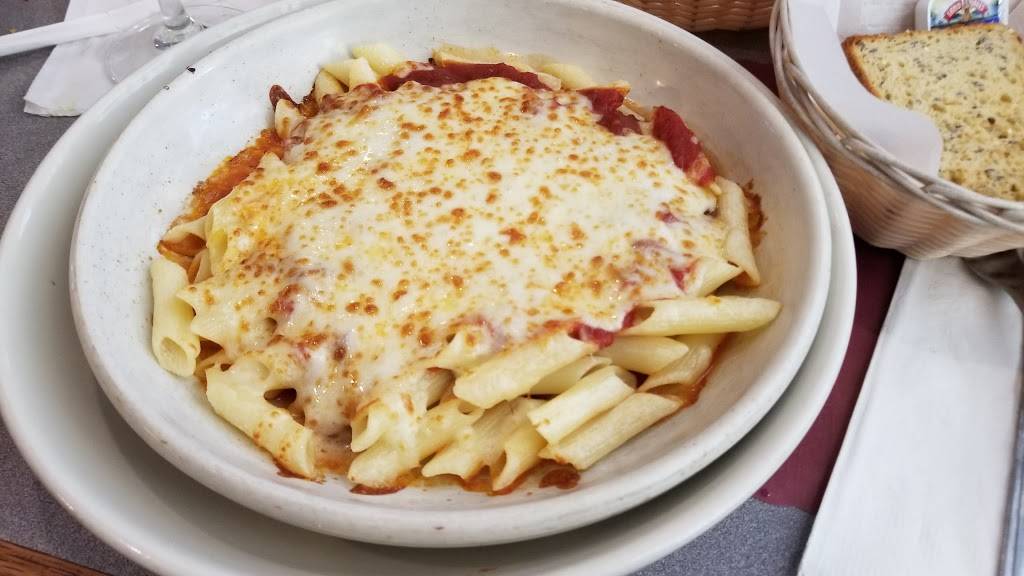 Zuccos Family Restaurant | restaurant | 451 Dalton Ave, Pittsfield, MA 01201, USA | 4134438112 OR +1 413-443-8112