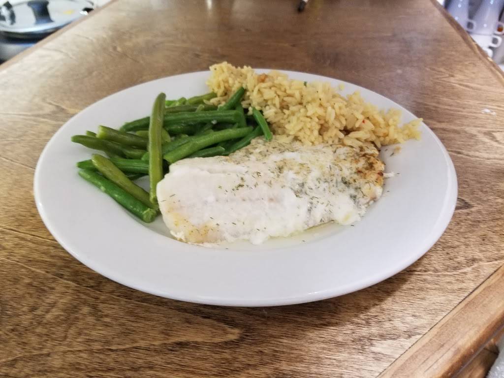 MacLaomainns Scottish Pub | restaurant | 52 S Main St, Chester, VT 05143, USA | 8028756227 OR +1 802-875-6227