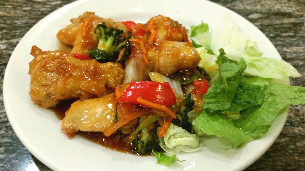 Cho Chos | restaurant | 1815 Massachusetts Ave, Cambridge, MA 02140, USA | 6178684246 OR +1 617-868-4246