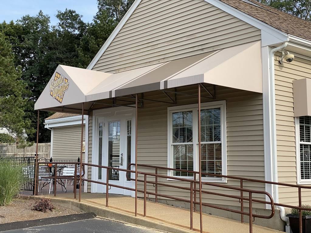 Ronnie Waffles | restaurant | 1400 Pleasant St, Bridgewater, MA 02324, USA | 5088074642 OR +1 508-807-4642