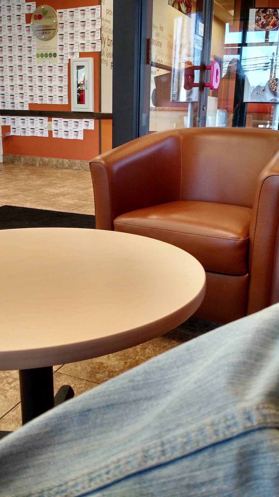 Dunkin | bakery | 2561 E Aurora Rd, Twinsburg, OH 44087, USA | 3305485049 OR +1 330-548-5049