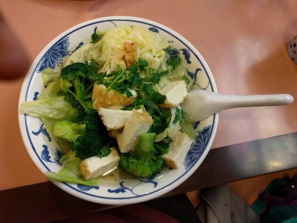 Luu Noodle | restaurant | 520 Showers Dr, Mountain View, CA 94040, USA | 6509478888 OR +1 650-947-8888