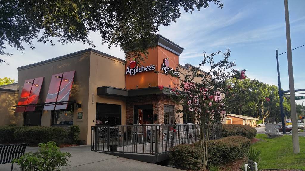 Applebees Grill + Bar | restaurant | 1005 NW 13th St, Gainesville, FL 32601, USA | 3523350150 OR +1 352-335-0150