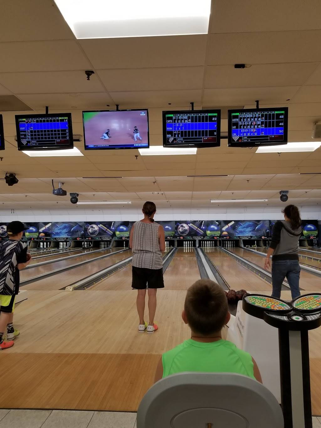 Cape Ann Lanes | restaurant | 53 Gloucester Ave, Gloucester, MA 01930, USA | 9782839753 OR +1 978-283-9753