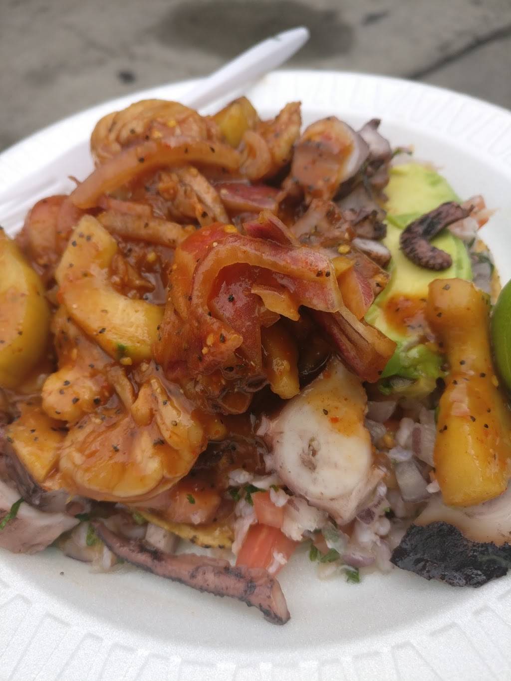 Mariscos Jalisco | restaurant | 801 E 10th St, Los Angeles, CA 90021, USA | 3233091622 OR +1 323-309-1622