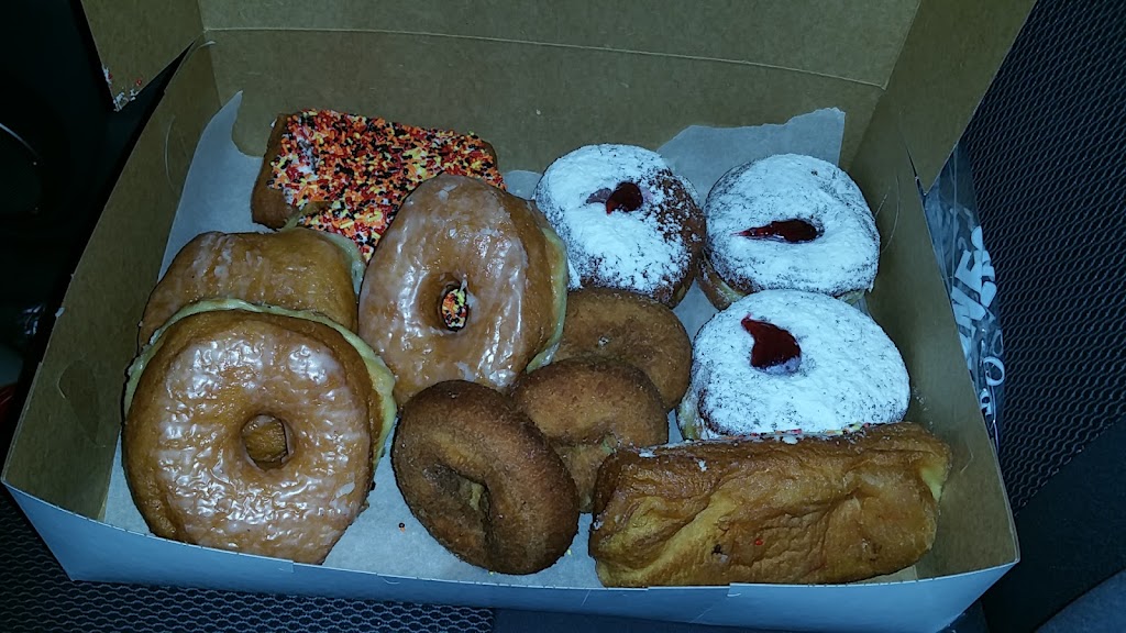 Dutch Maid Bakery | bakery | 512 N Benton Dr, Sauk Rapids, MN 56379, USA | 3202516782 OR +1 320-251-6782