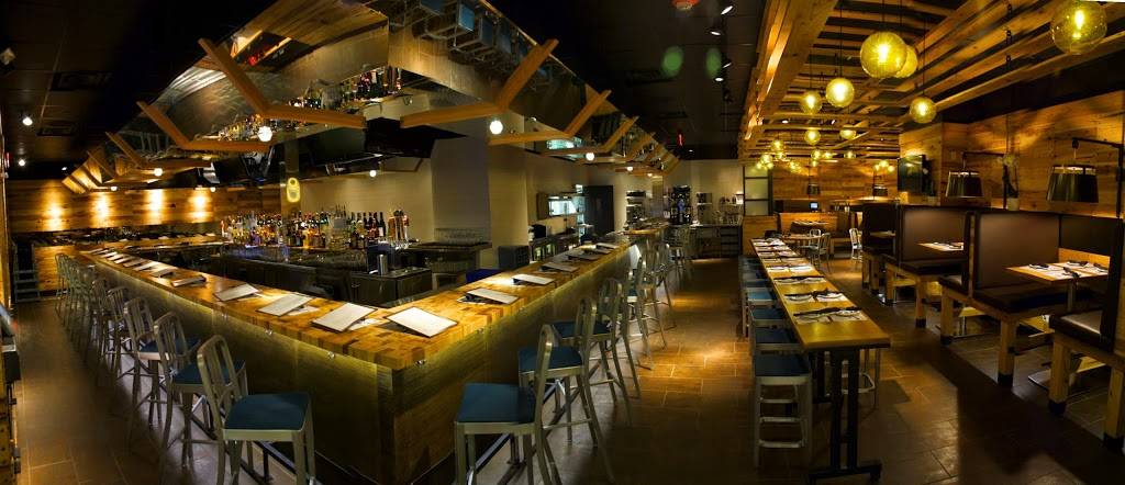 Legal Sea Foods | restaurant | B/C Connector, 8500 Essington Ave, Philadelphia, PA 19153, USA | 2672959300 OR +1 267-295-9300