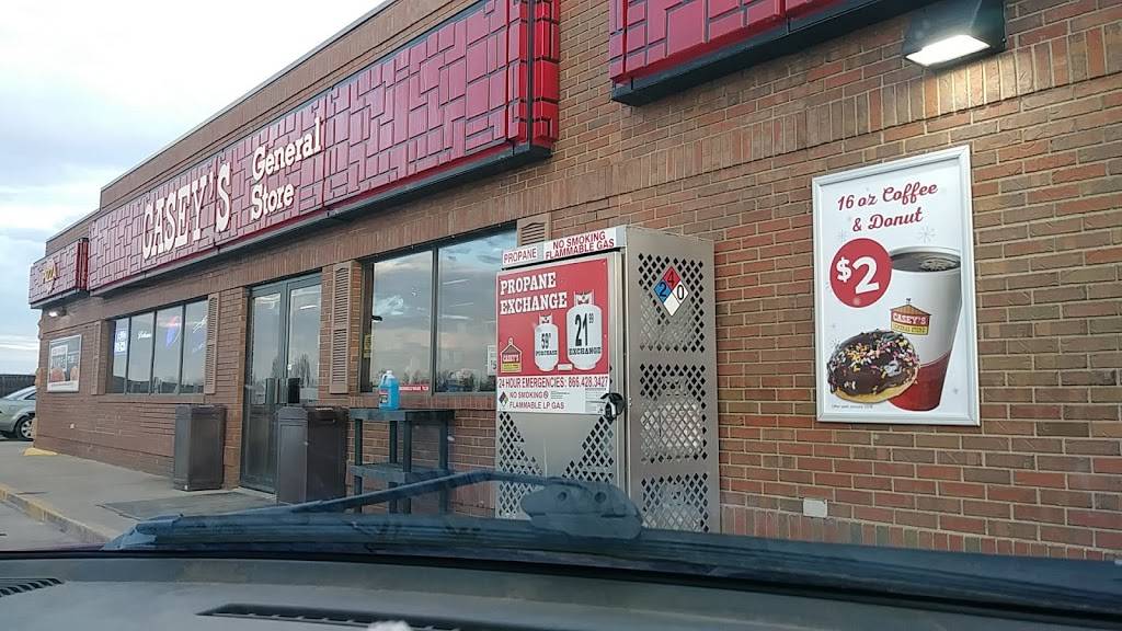 Caseys | restaurant | 1501 N Michigan Ave, Marshall, IL 62441, USA | 2178262915 OR +1 217-826-2915