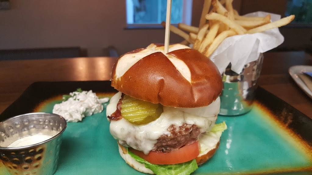 Le Piment Miami | restaurant | 864 Commerce St, Miami Beach, FL 33139, USA | 3053978448 OR +1 305-397-8448