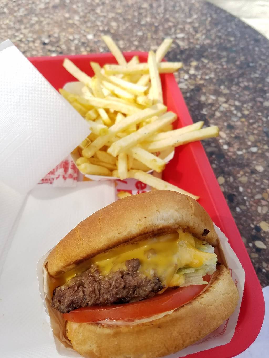 In-N-Out Burger | restaurant | 23035 Hemlock Ave, Moreno Valley, CA 92557, USA | 8007861000 OR +1 800-786-1000