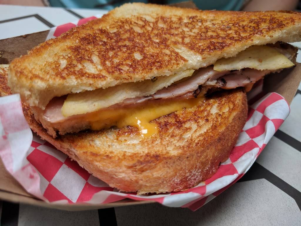 American Meltdown | restaurant | 6910 Fayetteville Rd, Durham, NC 27713, USA | 9194736358 OR +1 919-473-6358