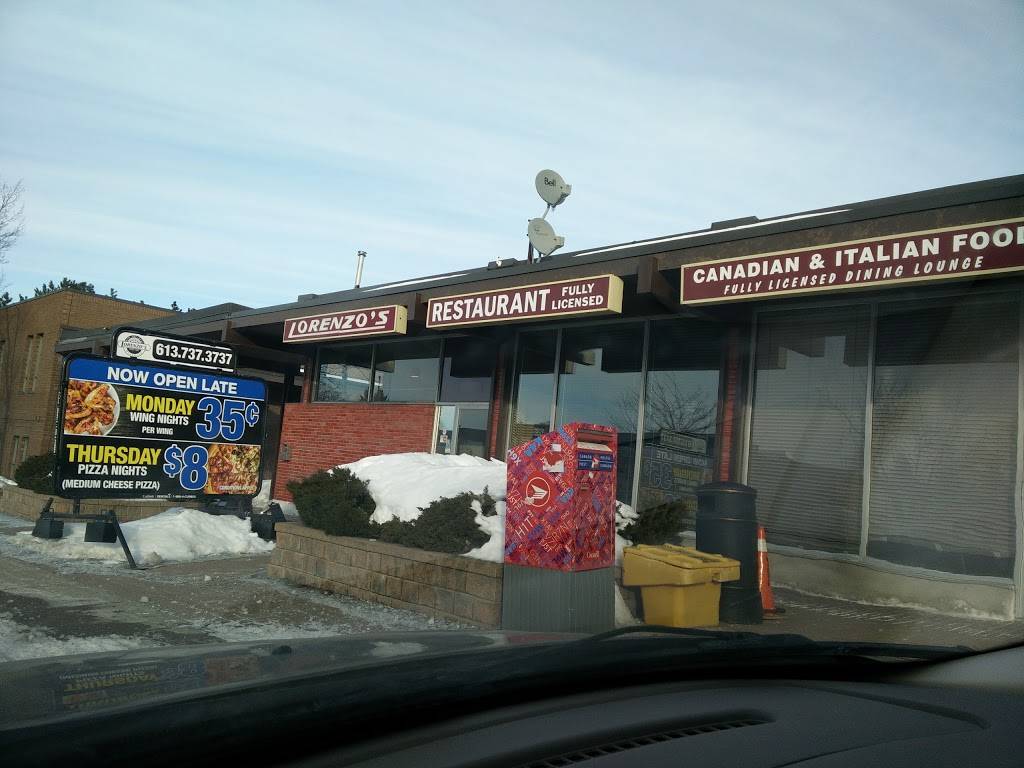 Lorenzos Pizzeria Restaurant | restaurant | 2201 Arch St, Ottawa, ON K1G 2H5, Canada | 6137373737 OR +1 613-737-3737