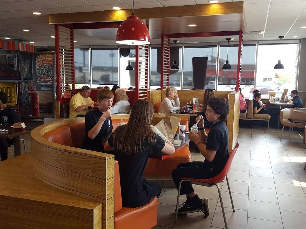 McDonalds | cafe | 1335 N 21st St, Newark, OH 43055, USA | 7403663566 OR +1 740-366-3566