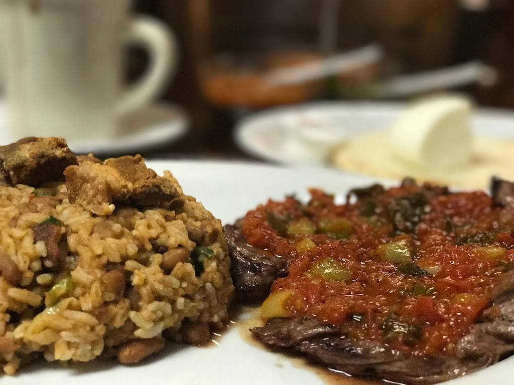 Macitas Restaurant & Bakery | restaurant | 14685 SW 104th St, Miami, FL 33186, USA | 3053809985 OR +1 305-380-9985