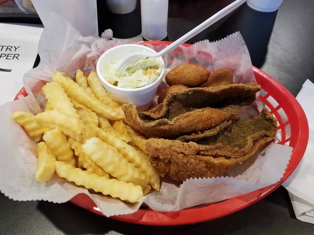 Low Country Shrimper | restaurant | 105 E Butler Rd, Mauldin, SC 29662, USA | 8645341520 OR +1 864-534-1520
