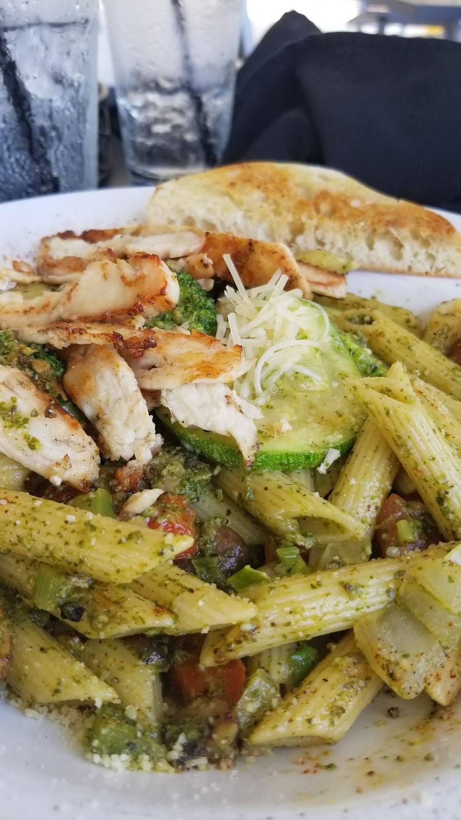 SeaSide Bistro and Bar | restaurant | 930 N Atlantic Ave, Daytona Beach, FL 32118, USA | 3862555494 OR +1 386-255-5494