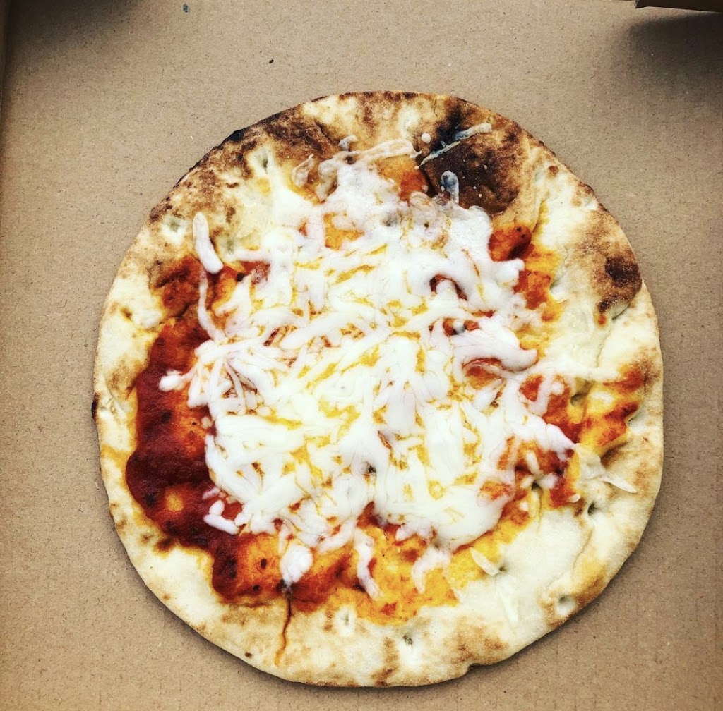 Bombs Pizza | restaurant | 365 Lake Park Dr, Cleveland, OH 44140, USA | 2163141531 OR +1 216-314-1531