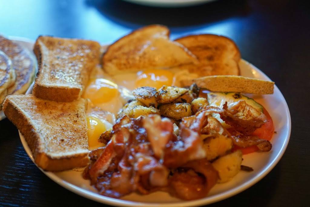 Church St. Diner | restaurant | 207 Church St, Keswick, ON L4P 1J9, Canada | 2898413027 OR +1 289-841-3027