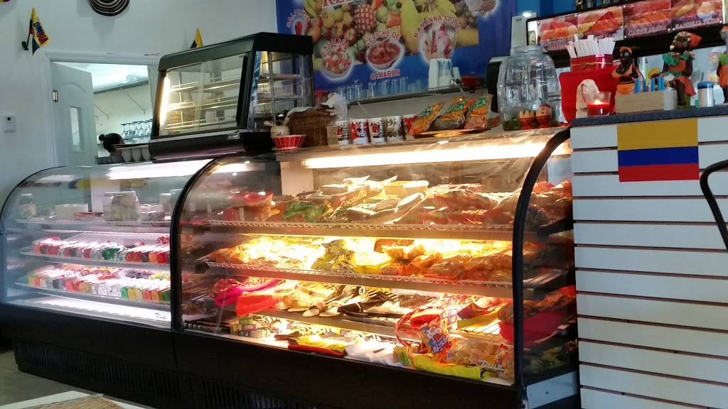 La Embajada Colombiana Restaurant | restaurant | 18400 NW 75th Pl # 113, Hialeah, FL 33015, USA | 3055580990 OR +1 305-558-0990