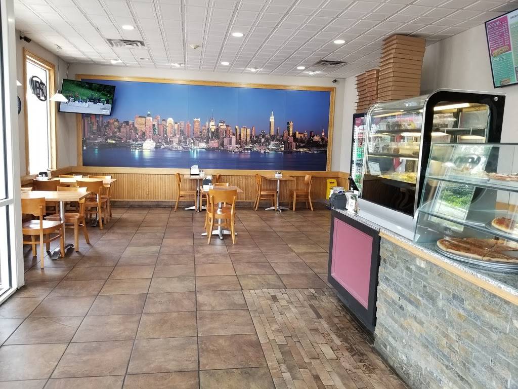 PizzaRoni Troy | restaurant | 310 Oakwood Ave, Troy, NY 12182, USA | 5182331111 OR +1 518-233-1111