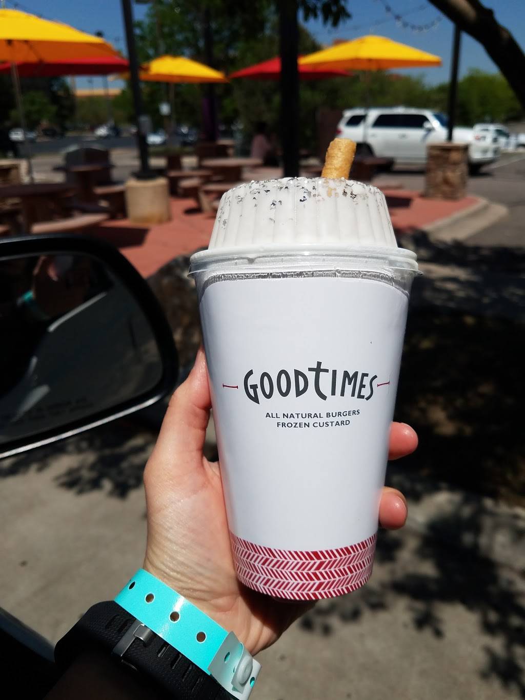 Good Times Burgers & Frozen Custard | restaurant | 100 S Union Blvd, Lakewood, CO 80228, USA | 3039699940 OR +1 303-969-9940